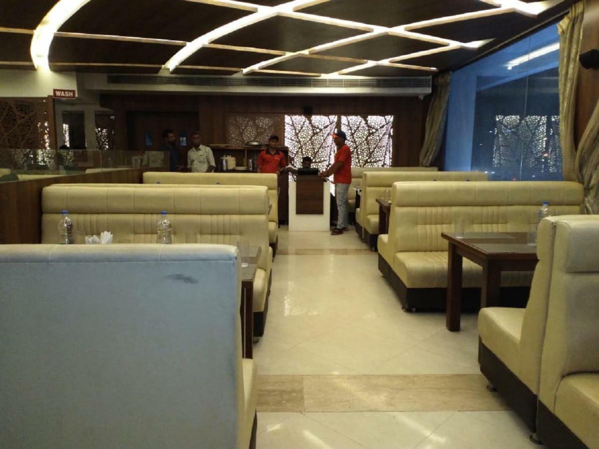 Saravanaa Residency Madurai Exterior photo