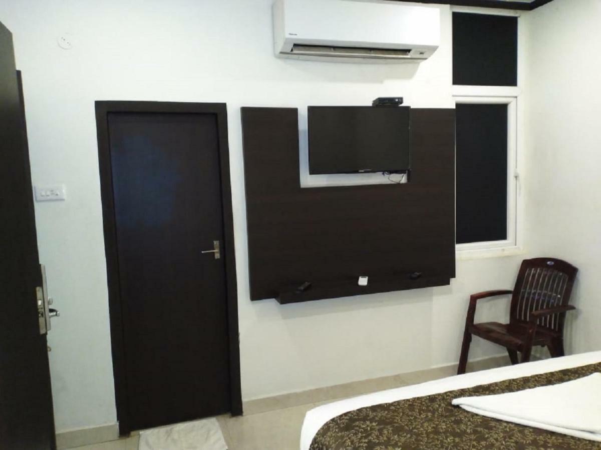 Saravanaa Residency Madurai Exterior photo